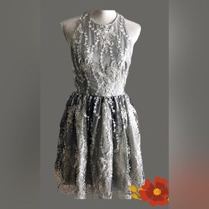 Bebe adorable 🌺 BL/Silver party dress SZ:6